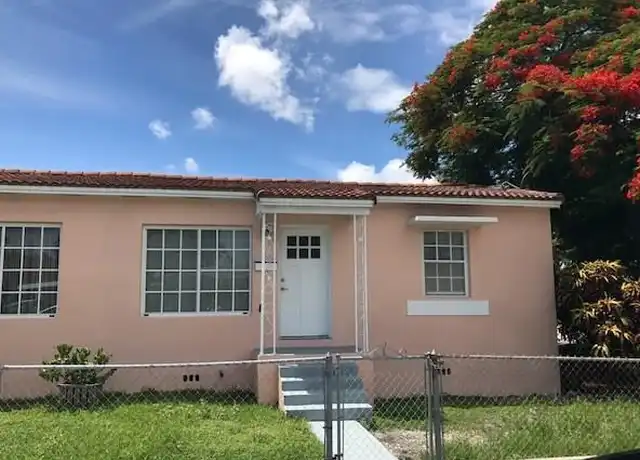 Property at 2800 SW 36th Ave, Miami, FL, 33133, 2 beds, 1 bath, [object Object]
