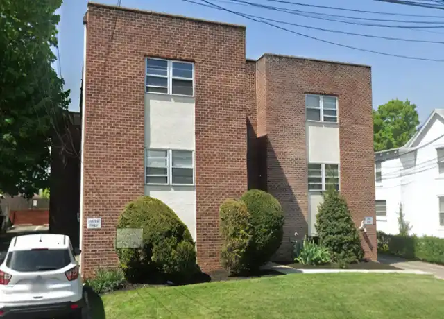 Property at 3443 Marshall Rd, Drexel Hill, PA, 19026, 2 beds, 1 bath, [object Object]