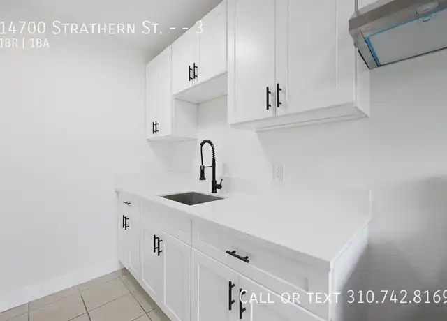 Property at 14700 Strathern St Unit 3, Panorama City, CA, 91402, 1 bed, 1 bath, [object Object]