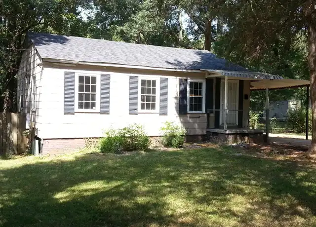 Property at 3549 Lee Dr, Jackson, MS, 39212, 3 beds, 1 bath, [object Object]