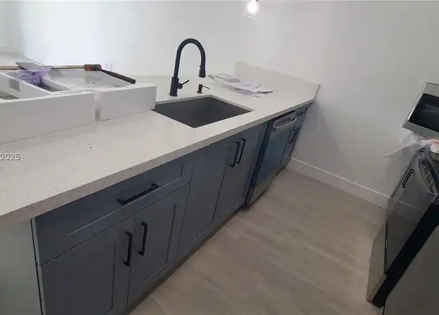 Property at 122 Gretchen Ave S Unit 122, Lehigh Acres, FL, 33973, 3 beds, 2 baths, [object Object]