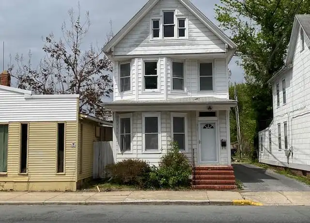Property at 317 W Division St, Dover, DE, 19904, 3 beds, 2 baths, [object Object]