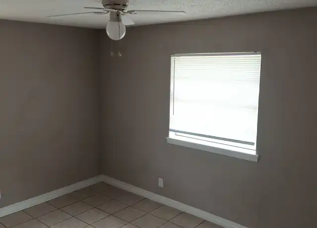 Property at 720 NE 79th Pl, Oklahoma City, OK, 73114, 3 beds, 1 bath, [object Object]