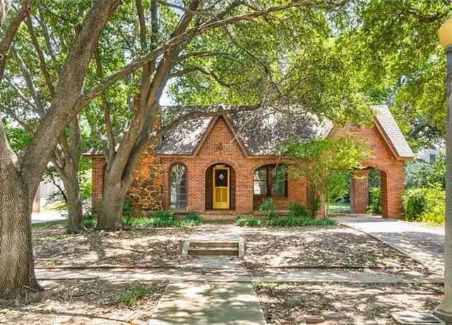 Property at 2711 Greene Ave, Fort Worth, TX, 76109, 3 beds, 2 baths, [object Object]