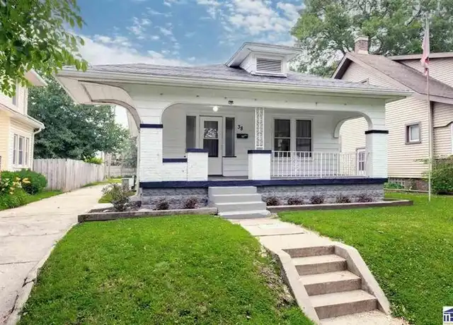 Property at 38 S 20th St, Terre Haute, IN, 47803, 2 beds, 1 bath, [object Object]
