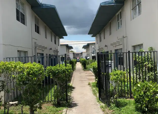Property at 939 Magnolia Dr Unit L, West Palm Beach, FL, 33403, 3 beds, 2 baths, [object Object]