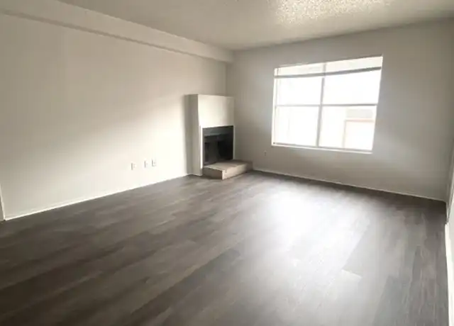 Property at 205 Craddock Ave Unit B8, San Marcos, TX, 78666, 2 beds, 2 baths, [object Object]
