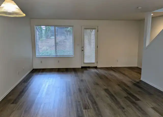 Property at 17989 SW 115th Ave, Tualatin, OR, 97062, 2 beds, 1.5 baths, [object Object]