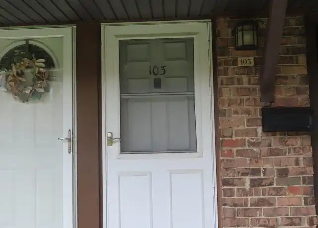Property at 103 Mariners Way, Copiague, NY, 11726, 1 bed, 1 bath, [object Object]