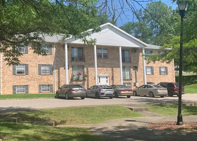Property at 800 Northwood Ct Unit 201, Wheeling, WV, 26003, 2 beds, 1.5 baths, [object Object]