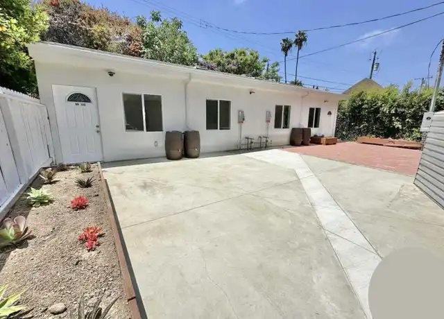 Property at 1121 S La Peer Dr, Los Angeles, CA, 90035, 1 bed, 1 bath, [object Object]
