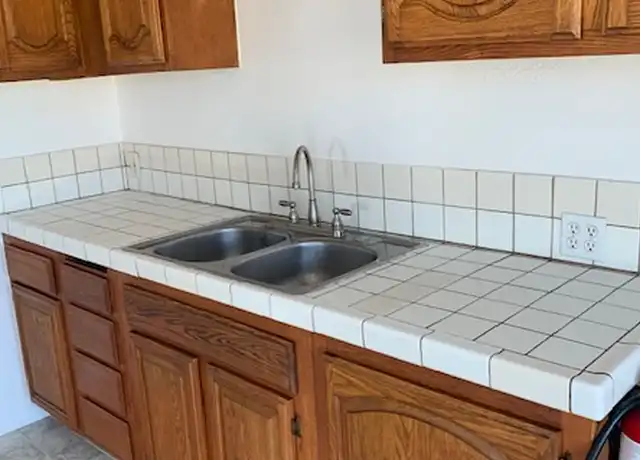 Property at 212 Bella Vista Rd, Vacaville, CA, 95687, 1 bed, 1 bath, [object Object]