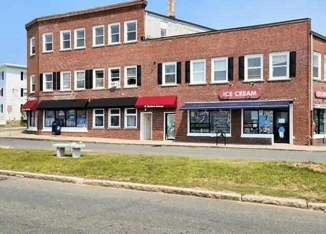 Property at 31 Western Ave Unit 15, Gloucester, MA, 01930, 2 beds, 1 bath, [object Object]
