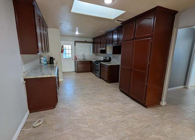 Photo of 20742 Elaine Ave, Lakewood, CA 90715