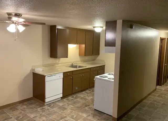 Property at Kamden Place: Balconies, Lawn Space, Quiet Community in Pasco - 1919 W Jay St, Pasco, WA, 99301, 1-2 bed, 1 bath, Contact for Price