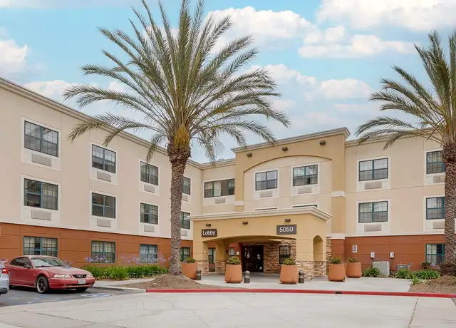 Photo of 5050 Skylab Rd, Huntington Beach, CA 92647