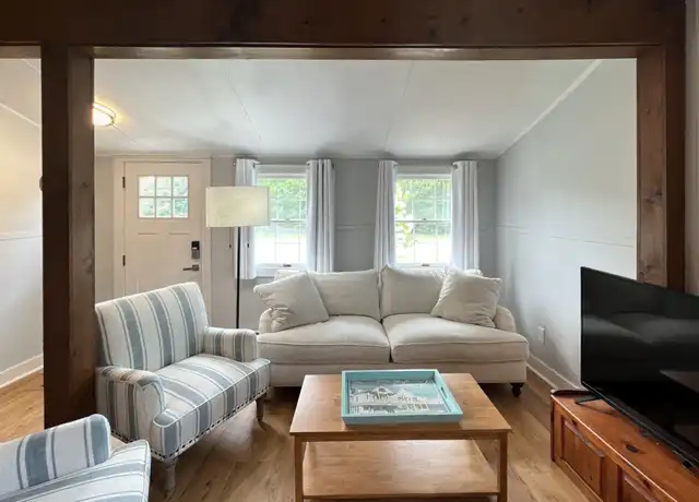 Property at 23 Terrace Ave, Westerly, RI, 02891, 2 beds, 1 bath, [object Object]