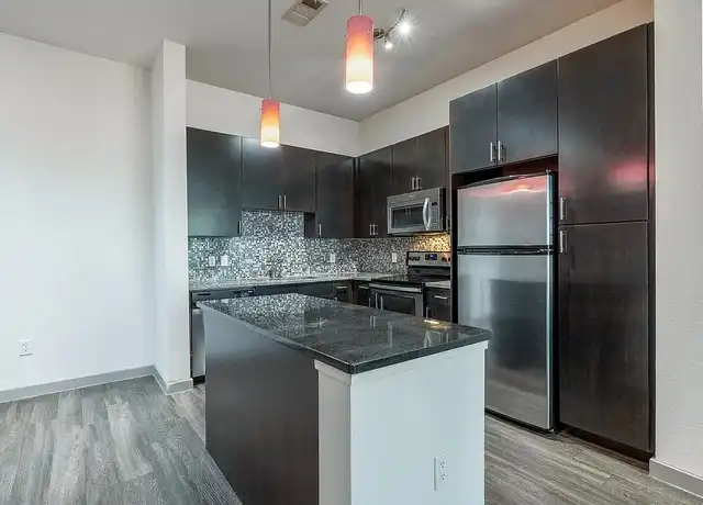 Property at Century Medical District - 6162 Maple Ave, Dallas, TX, 75235, 1 bed, 1 bath, [object Object]