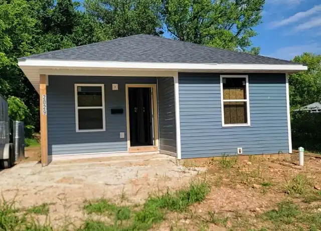 Property at 2029 N Park Ave, Springfield, MO, 65803, 2 beds, 2 baths, [object Object]