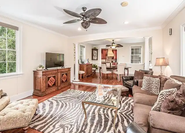 Property at 175 Wentworth St, Charleston, SC, 29401, 2 beds, 2 baths, [object Object]