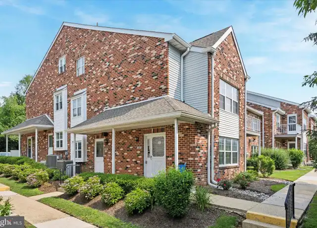 Property at 209 Glen Ln, Elkins Park, PA, 19027, 3 beds, 2 baths, [object Object]