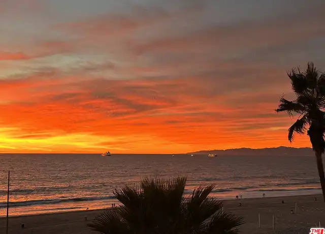 Property at 3616 The Strand Unit C, Manhattan Beach, CA, 90266, 4 beds, 2.5 baths, [object Object]