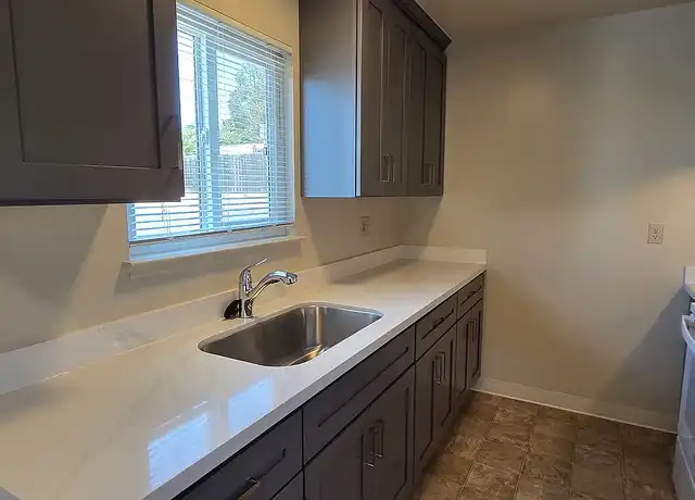Property at HILLTOP TRIO APARTMENTS - 1715 164th Ave, Ashland, CA, 94578, 1-2 bed, 1 bath, [object Object]