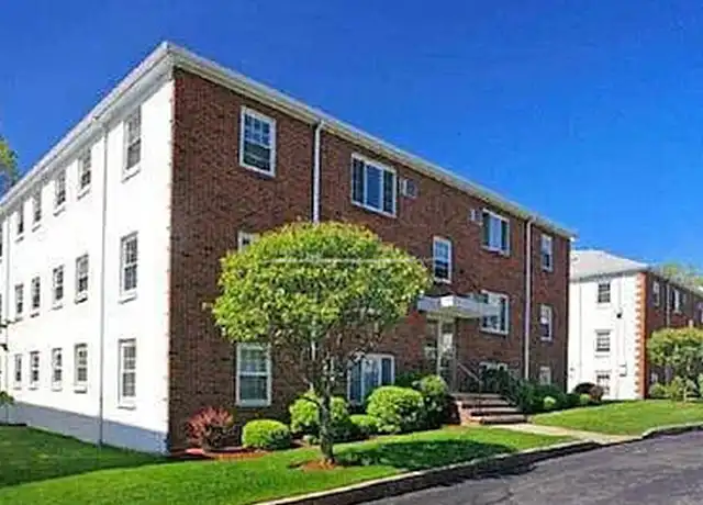 Property at 2 Brattle Dr Unit 8, Arlington, MA, 02474, 1 bed, 1 bath, [object Object]
