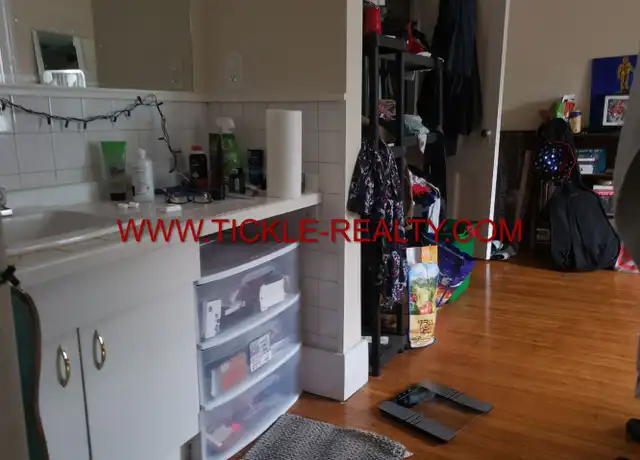 Property at 165 Park Ave Unit 4, Rochester, NY, 14607, 1 bed, 1 bath, [object Object]