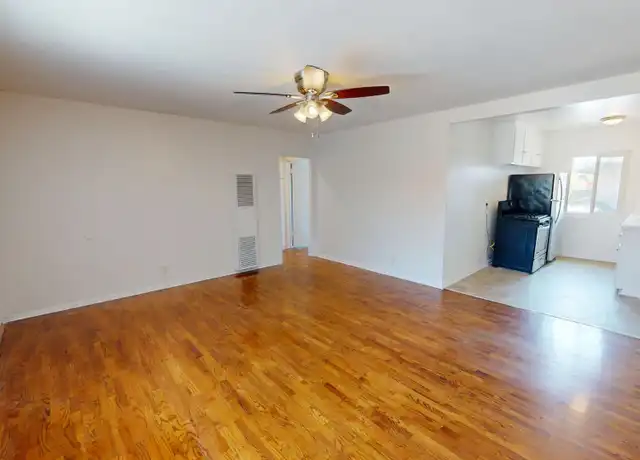 Property at 626 Kew St Unit 05, Inglewood, CA, 90302, 1 bed, 1 bath, [object Object]
