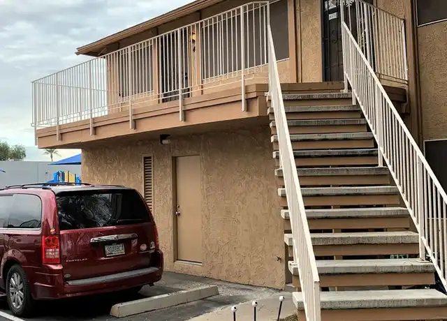 Property at 3357 W Harmont Dr Unit 4, Phoenix, AZ, 85051, 2 beds, 1 bath, [object Object]