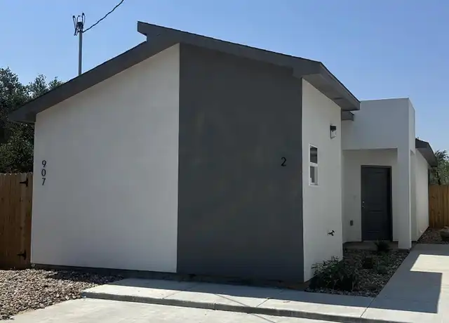 Property at 907 Taylor St Unit 2, Laredo, TX, 78041, 3 beds, 2 baths, [object Object]