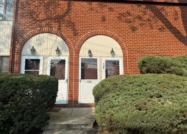 Property at 140 McGlynn Pl, Cedarhurst, NY, 11516, 2 beds, 2 baths, [object Object]
