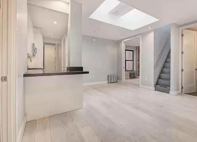 Property at 195 Stanton St Unit 6B, New York, NY, 10002, 4 beds, 2 baths, [object Object]