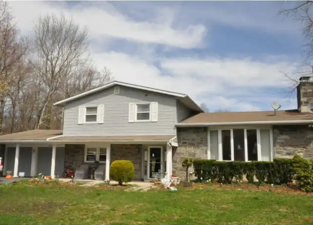 Property at 270 Braddock Mill Rd, Marlton, NJ, 08053, 4 beds, 2.5 baths, [object Object]
