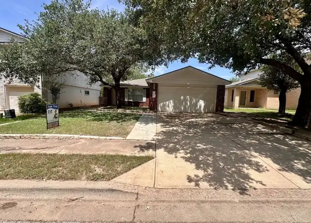 Property at 17204 Ardisia Dr, Pflugerville, TX, 78660, 4 beds, 2 baths, [object Object]