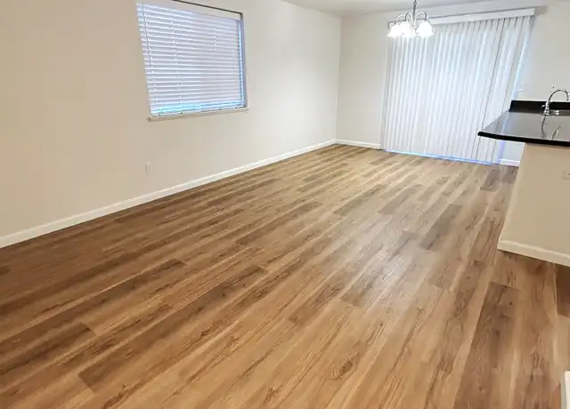 Property at 2300 E Barnett Rd Unit 47, Medford, OR, 97504, 2 beds, 1 bath, [object Object]