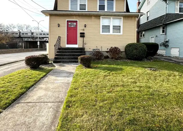 Property at 118 Lyon Pl Unit 2, Lynbrook, NY, 11563, 2 beds, 1 bath, [object Object]