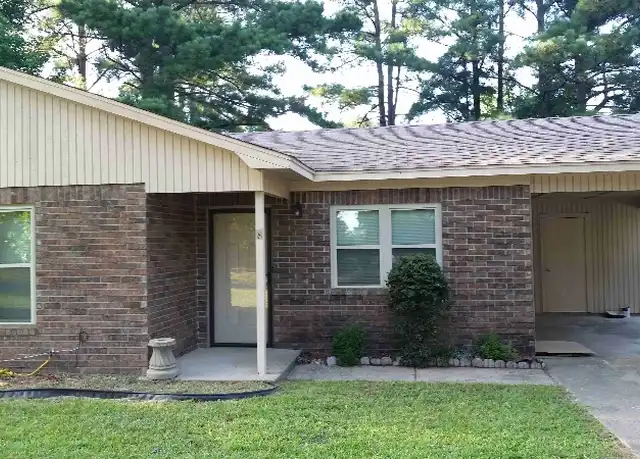 Property at 8 Riata Ct, Little Rock, AR, 72209, 3 beds, 1.5 baths, [object Object]