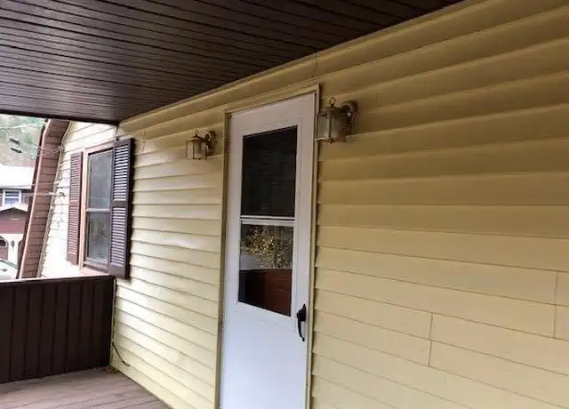 Property at 113 Barry Ln Unit 1, Kunkletown, PA, 18058, 2 beds, 1 bath, [object Object]