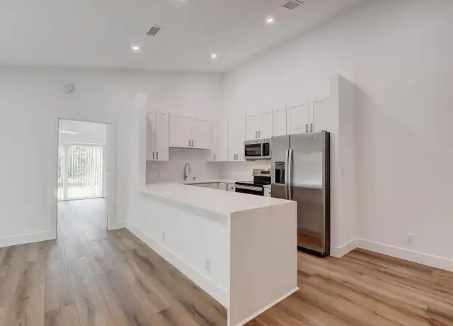 Property at 230 Avenue L, Delray Beach, FL, 33483, 3 beds, 3 baths, [object Object]