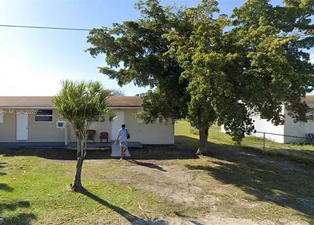 Property at 11802 SW 212th St Unit 11802, Miami, FL, 33177, 2 beds, 1 bath, [object Object]