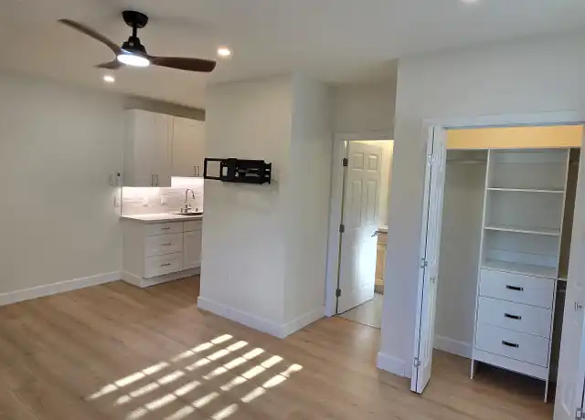 Property at 21214 Merridy St, Chatsworth, CA, 91311, 0 beds, 1 bath, [object Object]