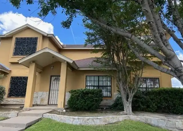 Property at 1602 Jacaman Rd #7, Laredo, TX, 78041, 3 beds, 2.5 baths, [object Object]