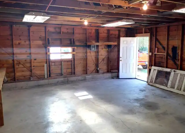 Property at 2121 5th Ave, Greeley, CO, 80631, 4 beds, 2 baths, [object Object]