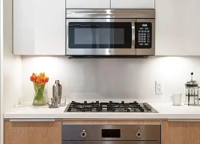 Property at 19 Dutch St Unit 31D, New York, NY, 10038, 0 beds, 1 bath, [object Object]