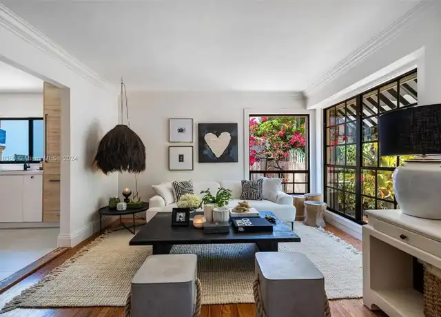 Property at 4108 SW 62nd Ave, Miami, FL, 33155, 3 beds, 2 baths, [object Object]