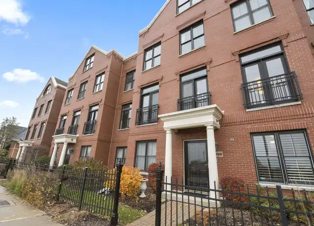 Property at 1996 Patriot Blvd, Glenview, IL, 60026, 3 beds, 4.5 baths, [object Object]
