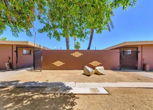 Property at 621 N 30th Pl Unit 2, Phoenix, AZ, 85008, 2 beds, 1 bath, [object Object]