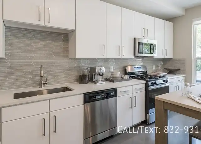 Property at 300 Ruthven St Unit E25D1, Houston, TX, 77002, 1 bed, 1 bath, [object Object]